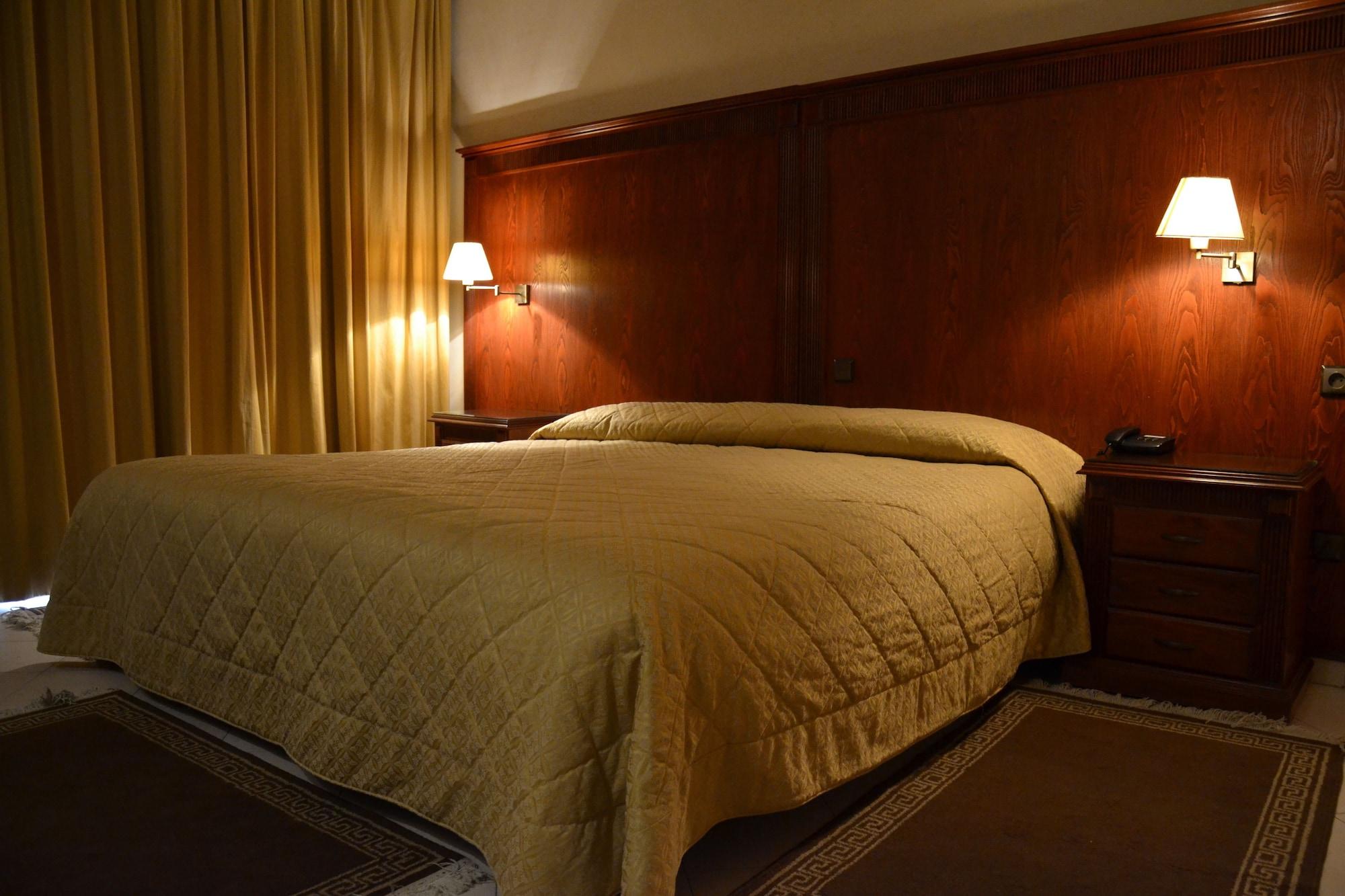 Hotel Azur 4*