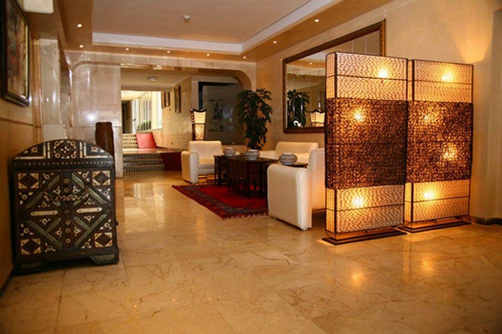 Azur Hotel 4*